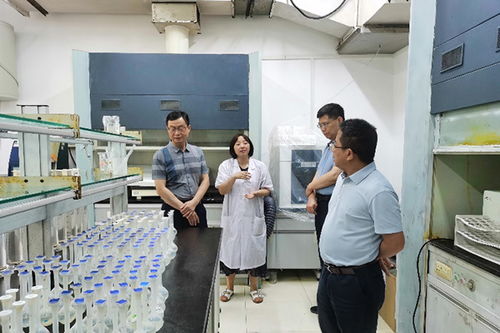 农业农村部耕地质量监测保护中心主任谢建华一行调研指导成都山地所土壤普查工作